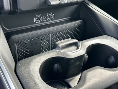 2027 RAM 1500 Big Horn/Lone Star