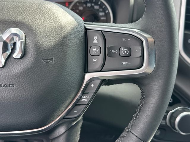 2027 RAM 1500 Big Horn/Lone Star