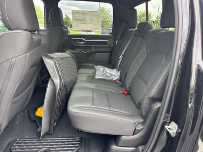 2027 RAM 1500 Big Horn/Lone Star