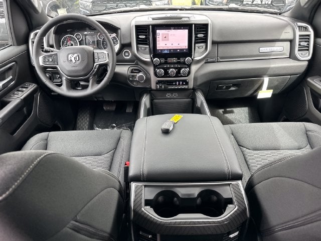 2027 RAM 1500 Big Horn/Lone Star