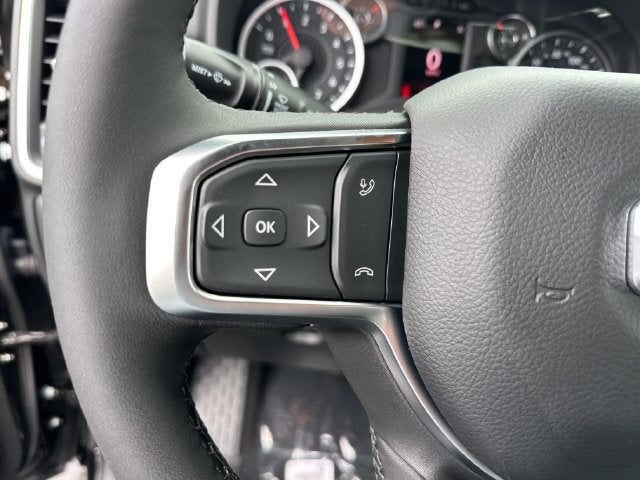 2027 RAM 1500 Big Horn/Lone Star