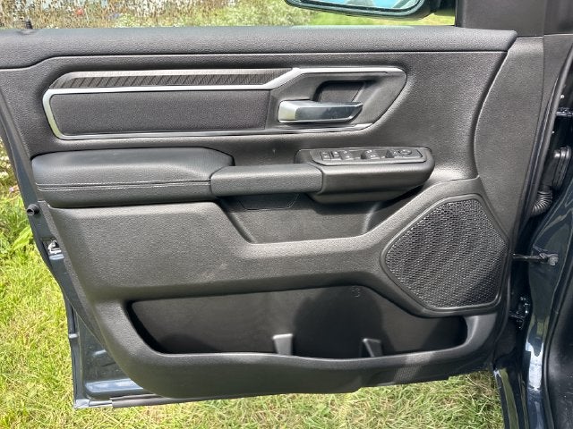 2027 RAM 1500 Big Horn/Lone Star