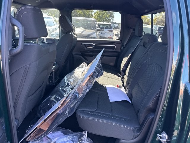 2027 RAM 1500 Big Horn/Lone Star