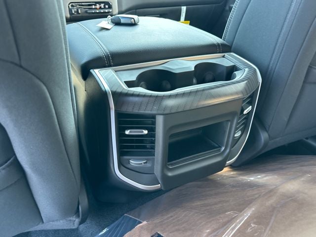 2027 RAM 1500 Big Horn/Lone Star