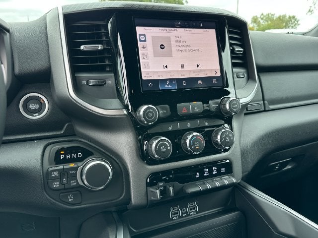 2027 RAM 1500 Big Horn/Lone Star