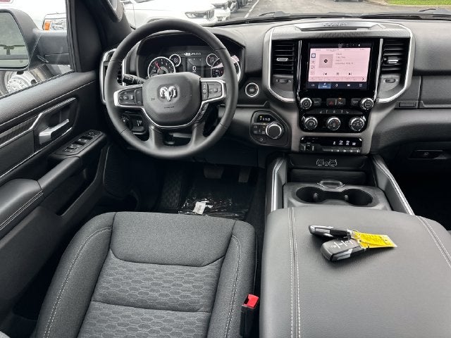 2027 RAM 1500 Big Horn/Lone Star