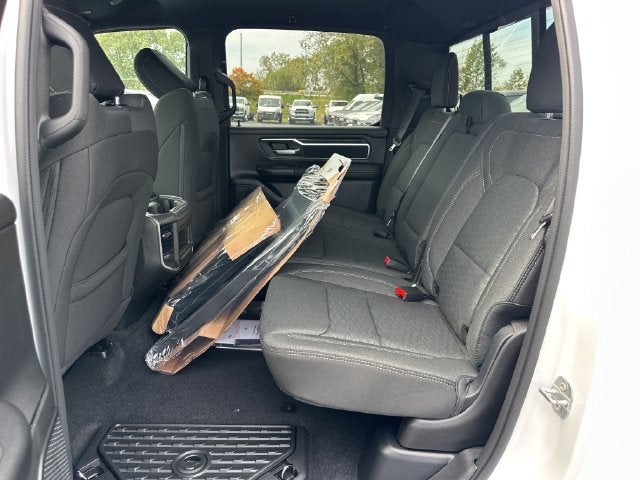 2027 RAM 1500 Big Horn/Lone Star