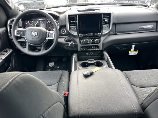 2027 RAM 1500 Big Horn/Lone Star