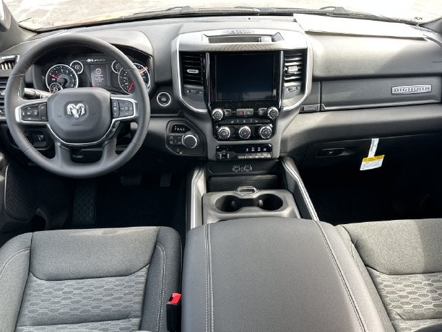 2027 RAM 1500 Big Horn/Lone Star