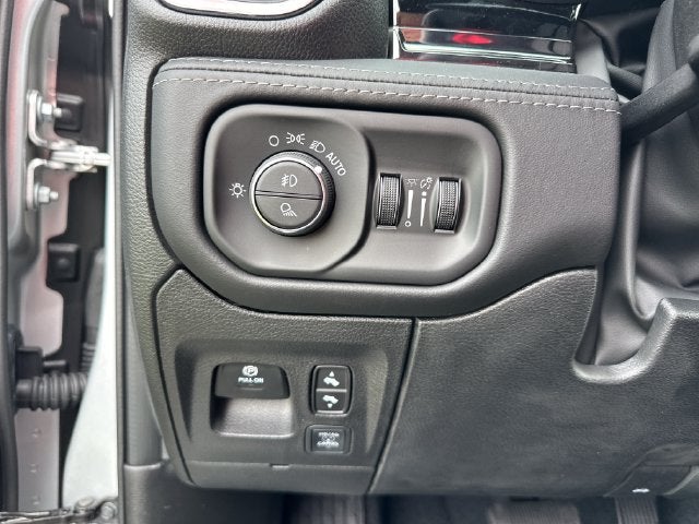 2027 RAM 1500 Limited