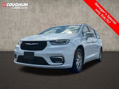 2022 Chrysler Pacifica Touring L