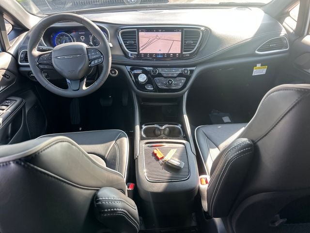 2027 Chrysler Pacifica Limited