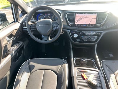 2027 Chrysler Pacifica Limited