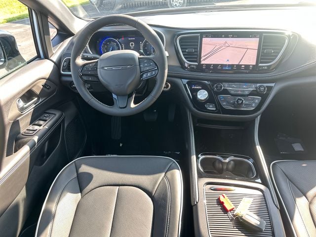 2027 Chrysler Pacifica Limited