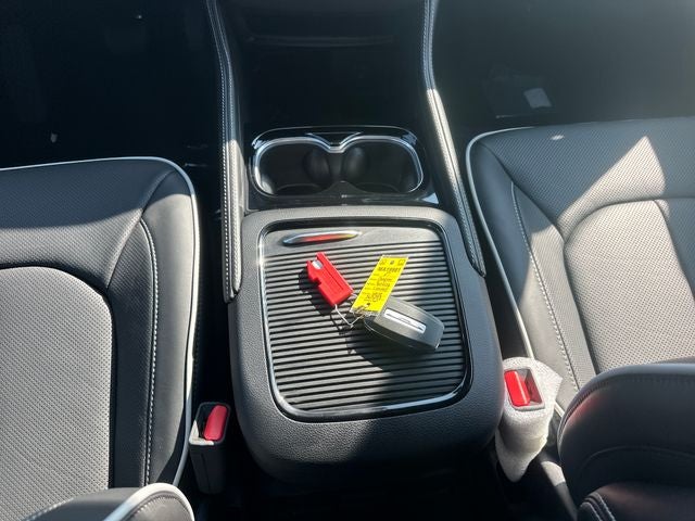 2027 Chrysler Pacifica Limited
