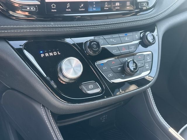 2027 Chrysler Pacifica Limited