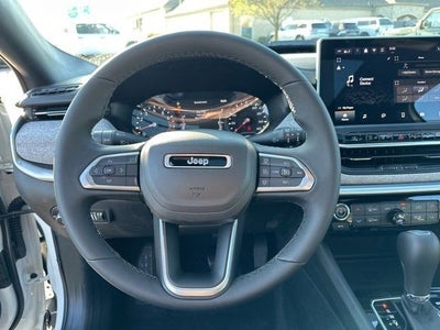 2024 Jeep Compass Latitude Lux