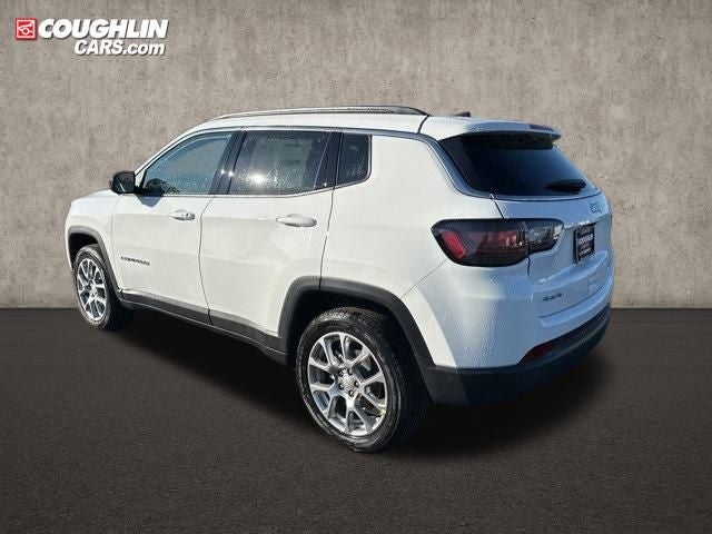 2024 Jeep Compass Latitude Lux