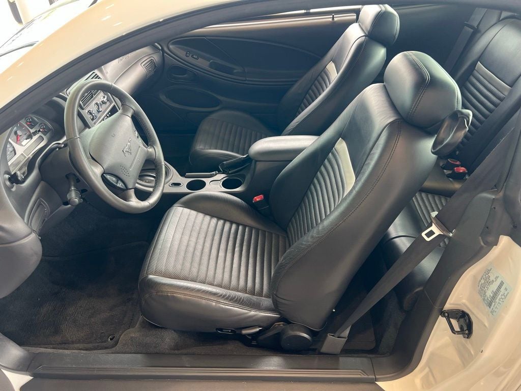 2003 Ford Mustang Mach 1 Premium