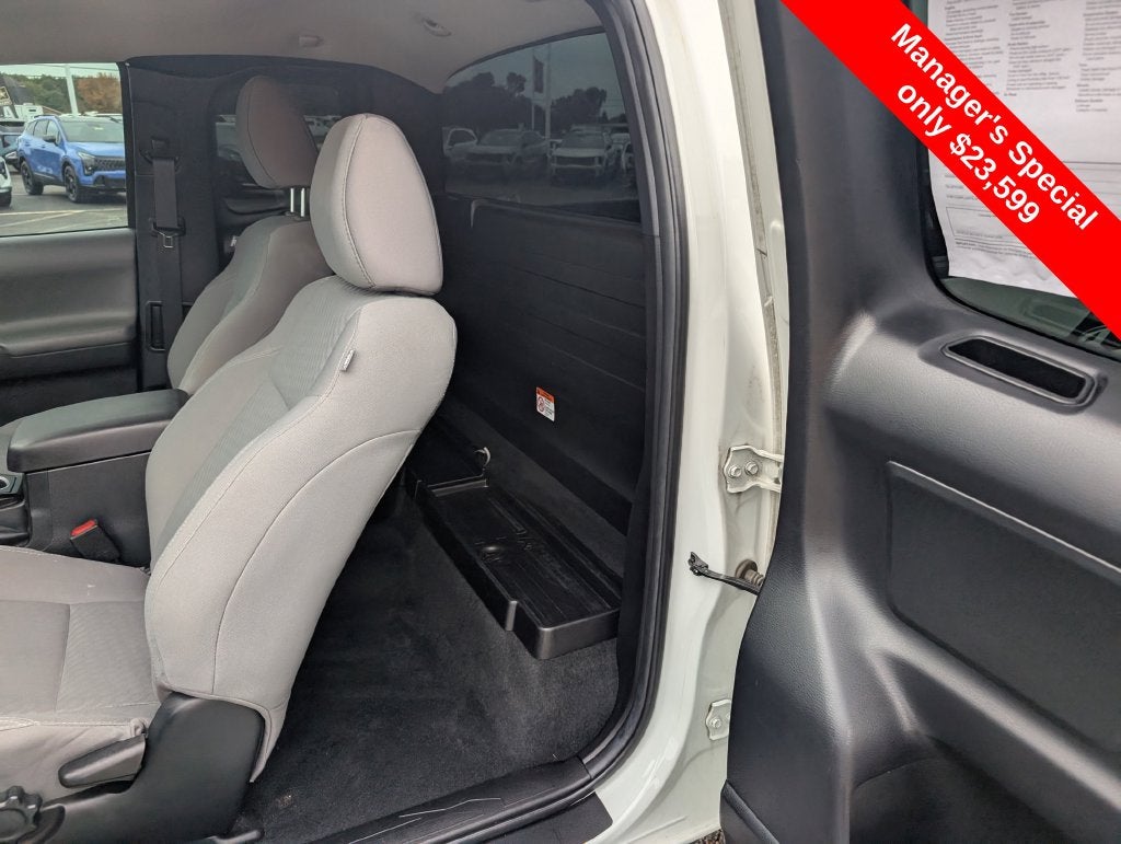 2022 Toyota Tacoma SR