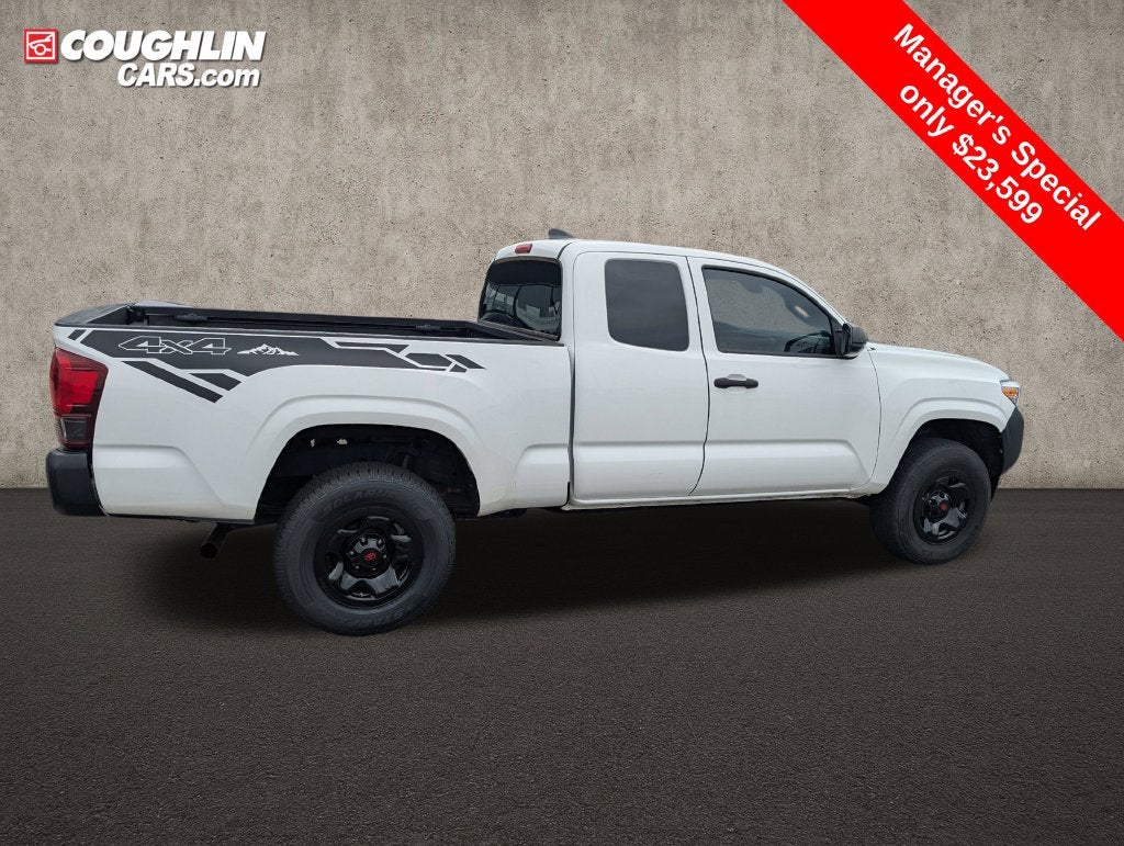 2022 Toyota Tacoma SR
