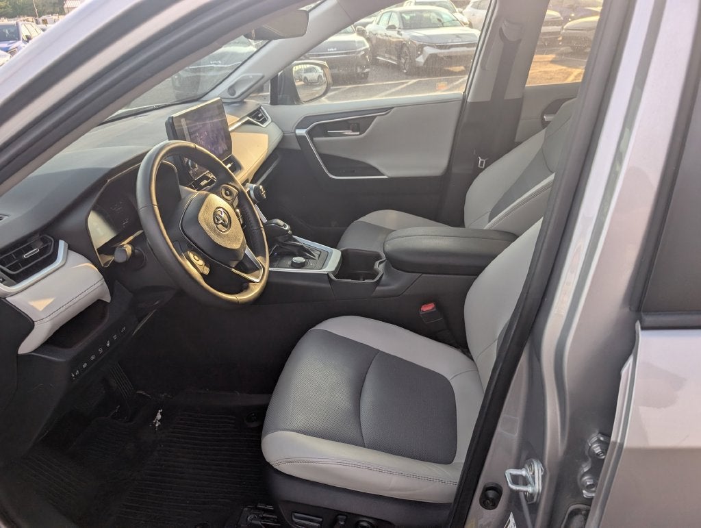 2023 Toyota RAV4 Hybrid Limited