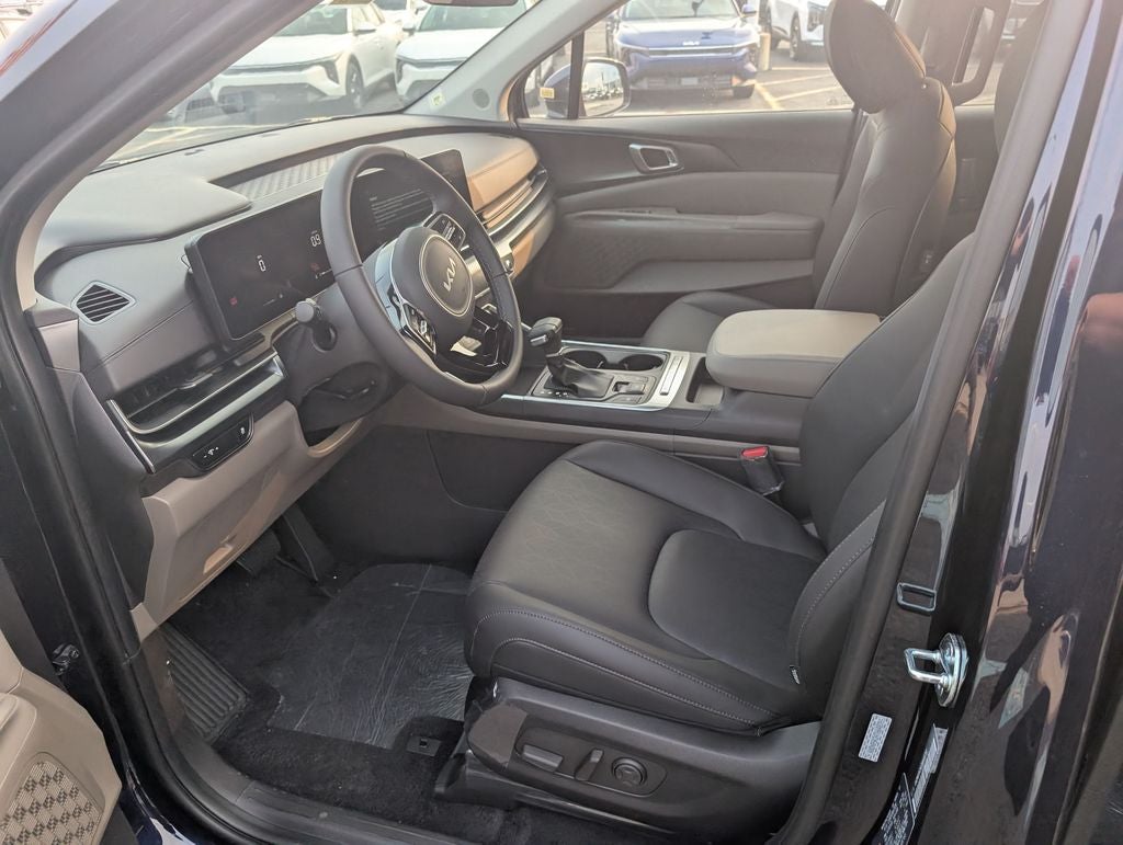 2026 Kia Carnival LXS
