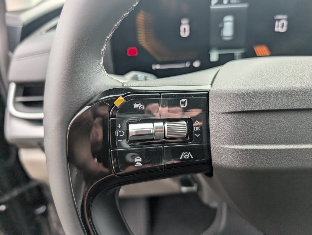 2027 Kia Carnival LXS