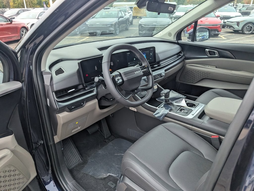 2027 Kia Carnival LXS