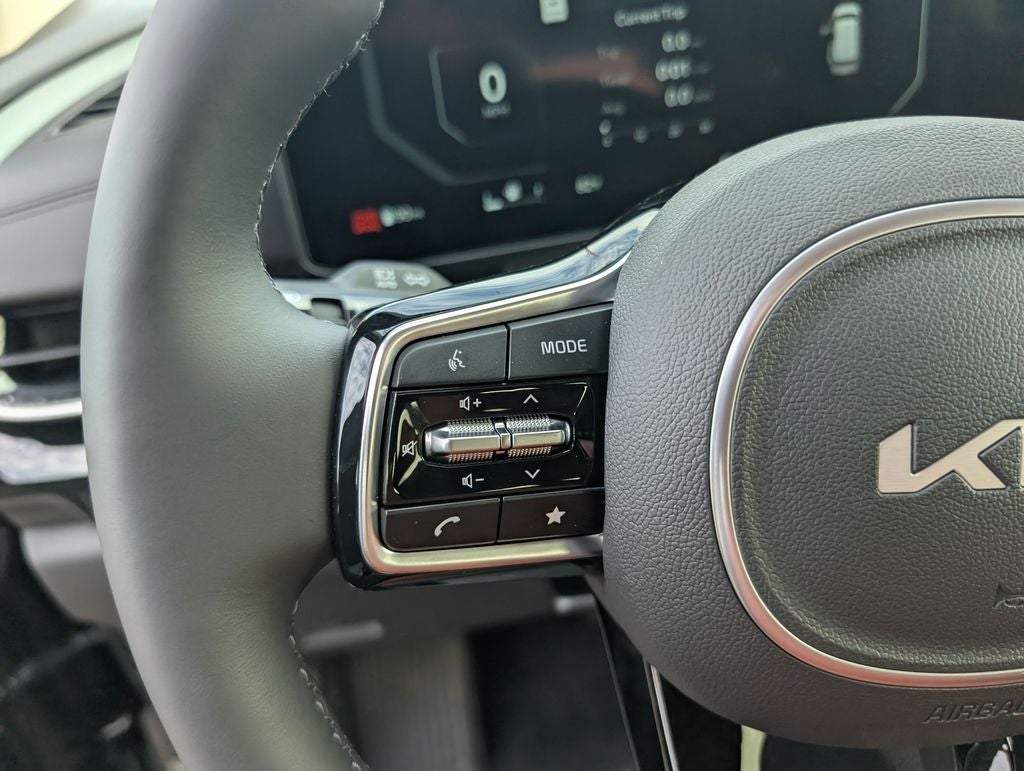 2026 Kia Carnival Base