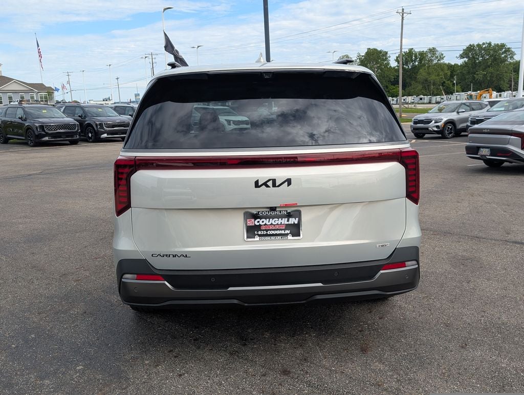 2026 Kia Carnival Hybrid Base