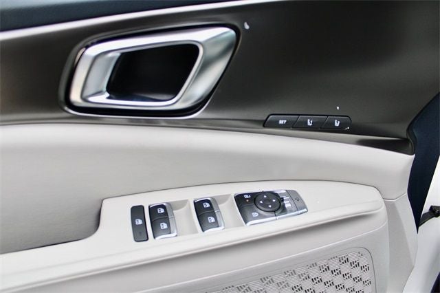 2025 Kia Carnival Hybrid SX