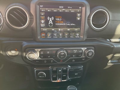 2022 Jeep Gladiator Overland