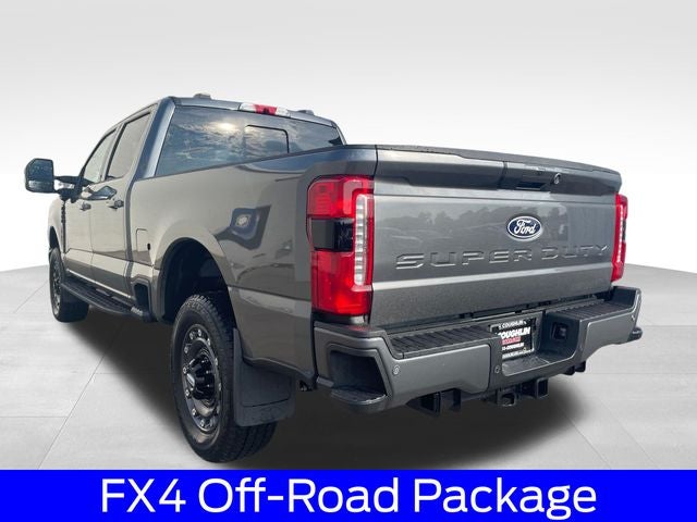 2027 Ford F-350SD XLT
