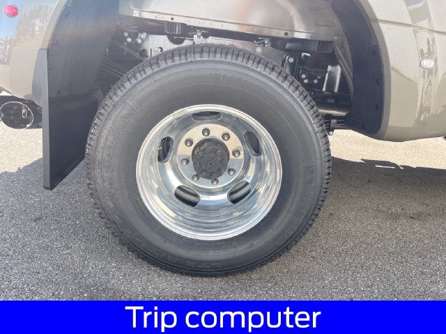 2027 Ford F-350SD Lariat DRW