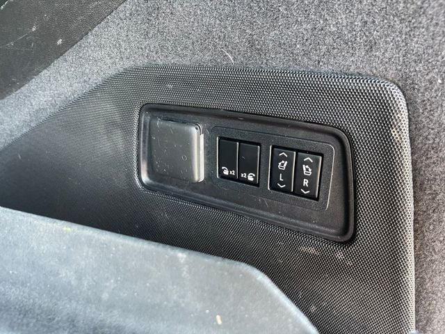 2021 Cadillac Escalade ESV Premium