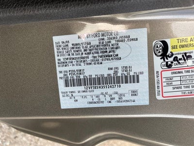 2005 Ford Mustang GT Deluxe