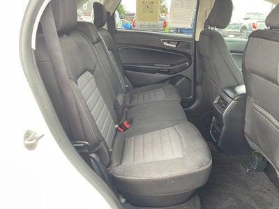 2020 Ford Edge SE