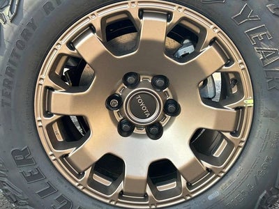 2025 Toyota Tacoma i-FORCE MAX Tacoma Trailhunter