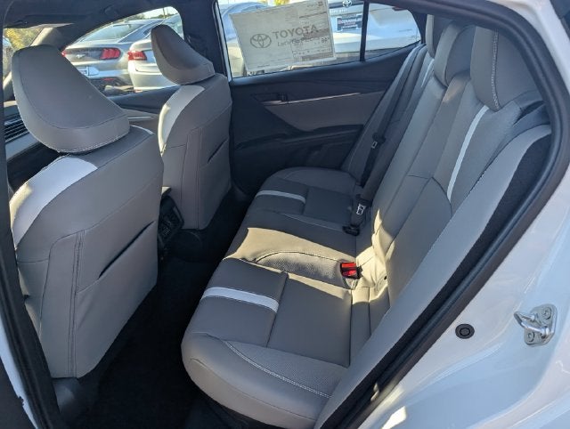 2026 Toyota Camry SE AWD