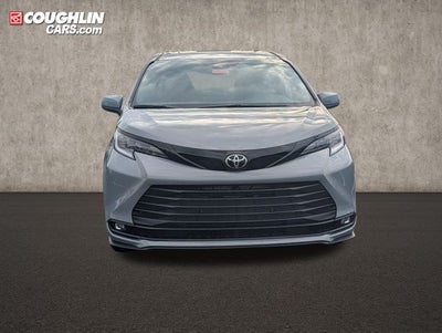 2026 Toyota Sienna Woodland Edition