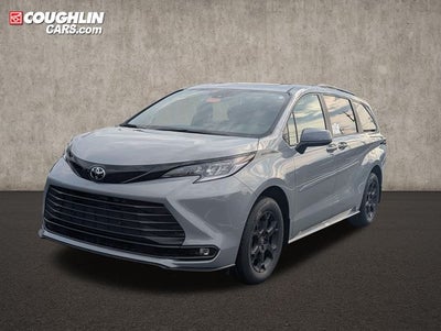 2026 Toyota Sienna Woodland Edition