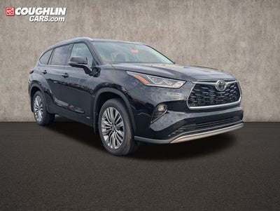 2026 Toyota Highlander Hybrid Platinum