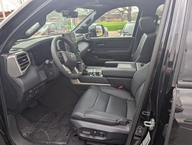 2026 Toyota Tundra i-FORCE MAX Tundra Platinum