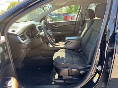 2017 GMC Acadia SLE-1