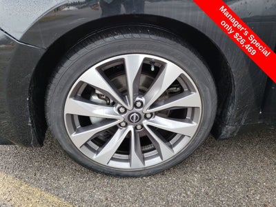 2023 Nissan Maxima Platinum