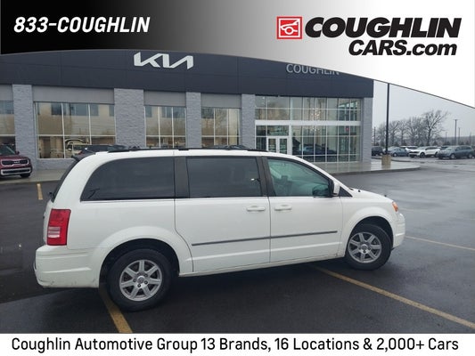 2010 Chrysler Town & Country Touring in Columbus, OH - Coughlin Automotive