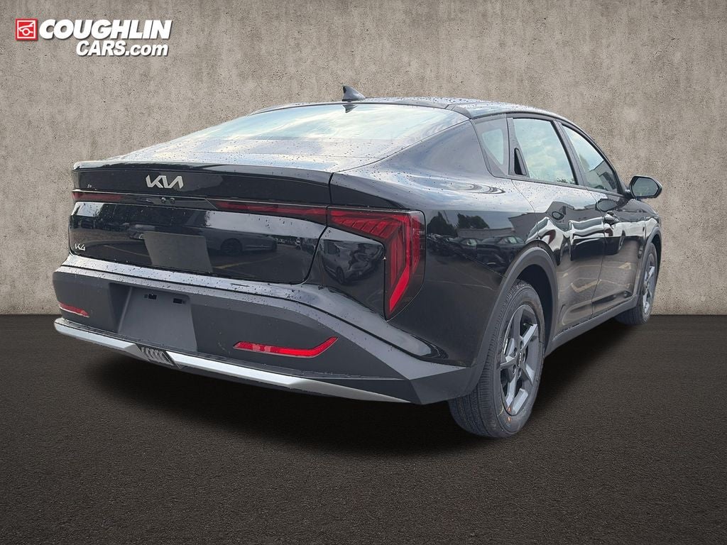 2026 Kia K4 LXS