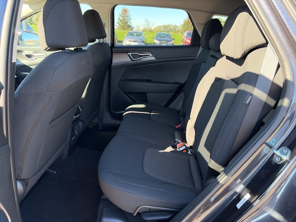 2027 Kia Sportage LX