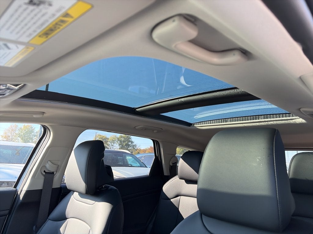 2027 Kia Sportage EX